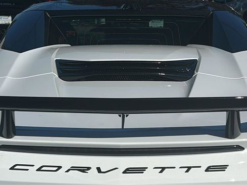 Certified 2025 Chevrolet Corvette Stingray Preferred Conv w/ Z51 Performance Package image 8