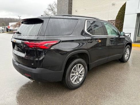 Used 2023 Chevrolet Traverse LT image 5