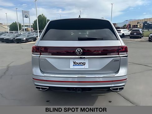 New 2026 Volkswagen Atlas SEL Premium R-Line AWD/4WD image 3