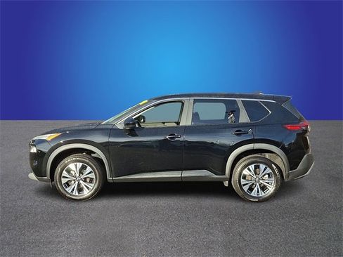 Used 2023 Nissan Rogue SV image 7