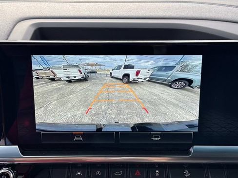 Used 2024 GMC Sierra 1500 SLT image 50