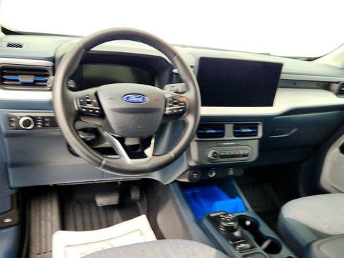 Used 2025 Ford Maverick XLT w/ XLT Luxury Package FWD image 12