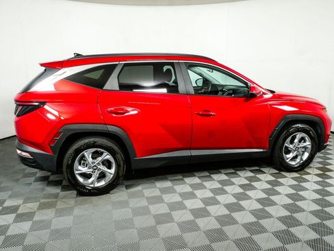 Used 2023 Hyundai Tucson SEL FWD image 2