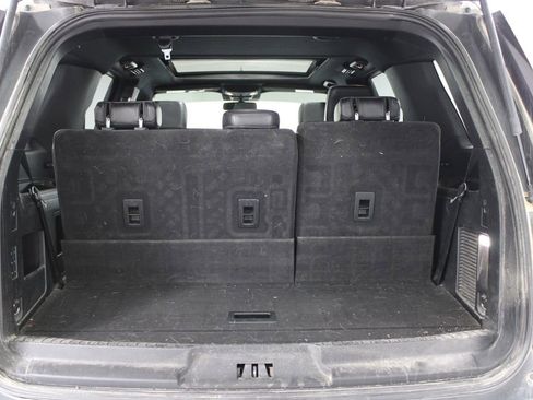 Used 2021 Ford Expedition XLT image 14