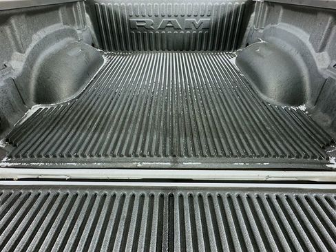 Certified 2022 RAM 1500 Laramie image 35