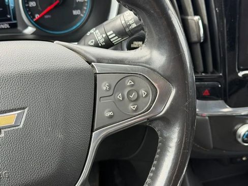 Used 2018 Chevrolet Traverse LT image 13