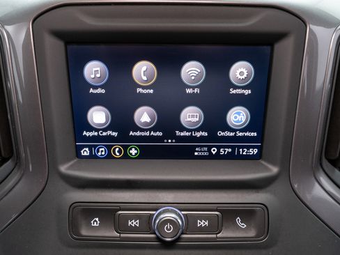 Used 2024 Chevrolet Silverado 1500 Custom image 17