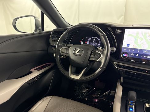 Used 2024 Lexus RX 350 w/ Convenience Package AWD/4WD image 29