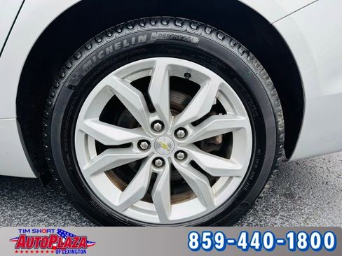 Used 2017 Chevrolet Impala LT image 22