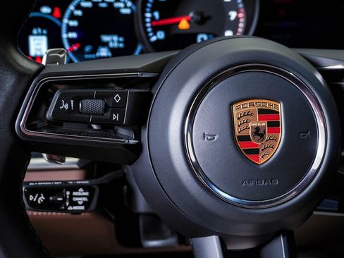 Certified 2023 Porsche Panamera 4 Platinum Edition AWD/4WD image 20