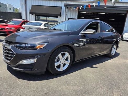 Used 2023 Chevrolet Malibu LS FWD image 3