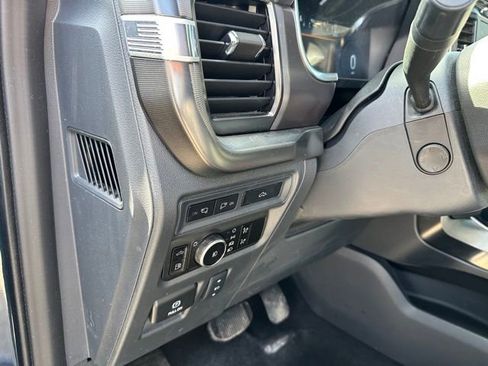 Used 2024 Ford F150 Platinum w/ FX4 Off-Road Package AWD/4WD image 14