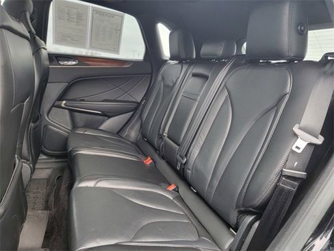 Used 2018 Lincoln MKC Reserve w/ Lincoln MKC Climate Package image 21