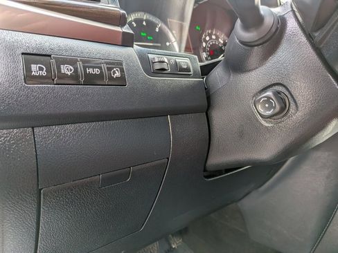 Used 2021 Lexus LX 570 4WD w/ Luxury Package image 16