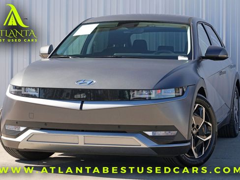 Used 2024 Hyundai Ioniq 5 SEL image 1