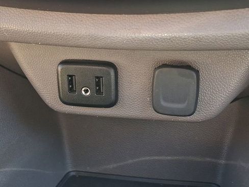 Certified 2019 Chevrolet Traverse LT AWD/4WD image 26