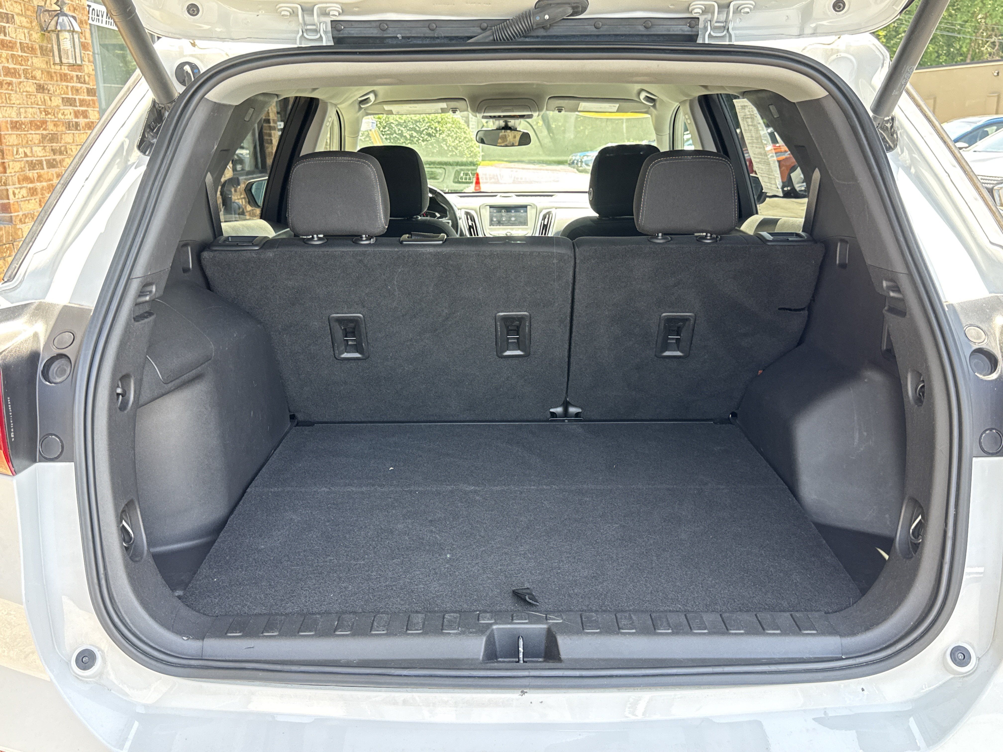 Used 2021 Chevrolet Equinox LT AWD/4WD image 12