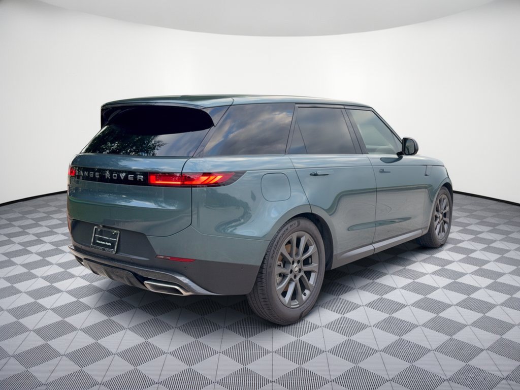Used 2025 Land Rover Range Rover Sport SE AWD/4WD image 9