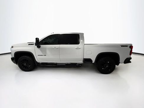 Used 2025 Chevrolet Silverado 2500 LTZ w/ Trail Boss Package AWD/4WD image 4