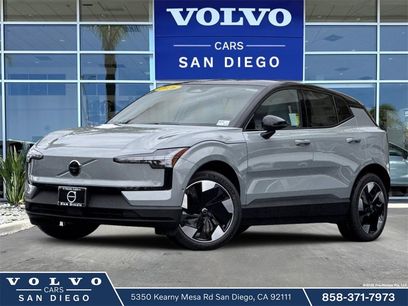 New 2025 Volvo EX30 Ultra w/ Climate Package