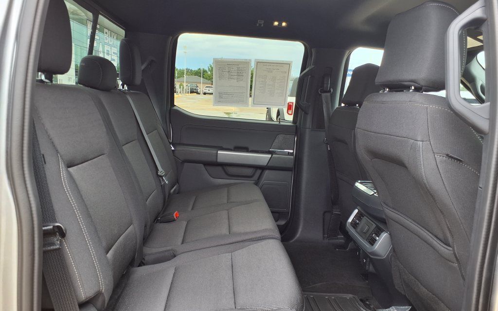 Used 2025 Ford F150 XLT w/ Equipment Group 302A MID AWD/4WD image 15