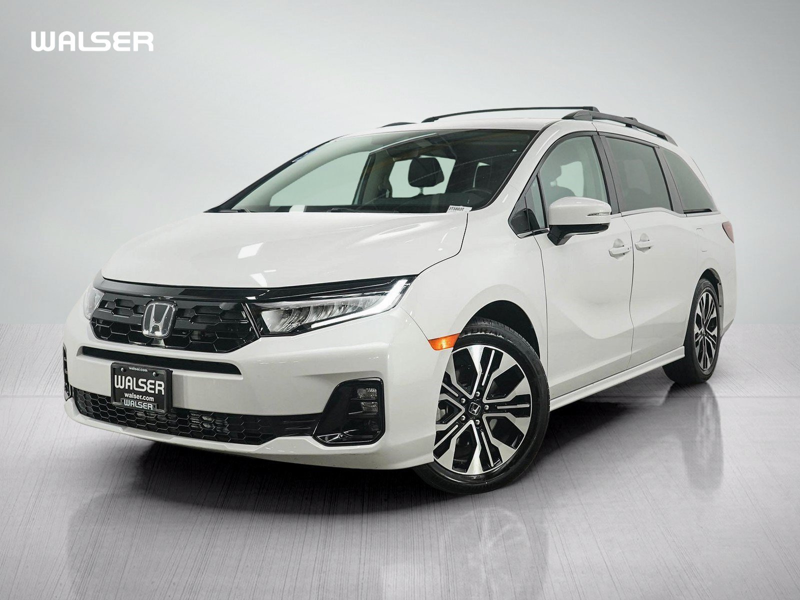 Used 2025 Honda Odyssey Elite image 1