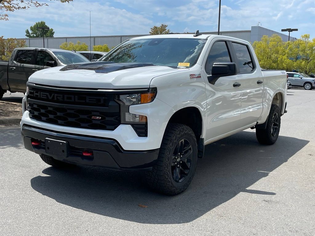 Used 2023 Chevrolet Silverado 1500 Custom Trail Boss AWD/4WD image 3