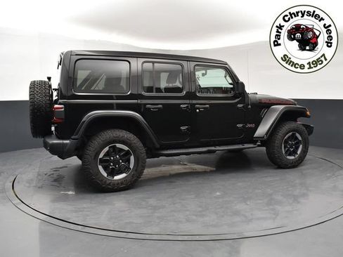 Used 2019 Jeep Wrangler Unlimited Rubicon AWD/4WD image 6