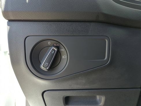 Used 2024 Volkswagen Tiguan Wolfsburg Edition image 35