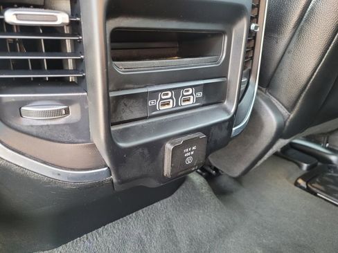Used 2024 RAM 1500 Laramie RWD image 15
