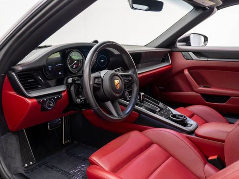 Certified 2022 Porsche 911 Carrera 4S AWD/4WD image 4