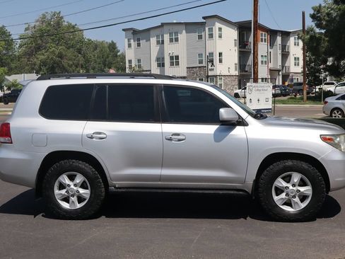 Used 2008 Toyota Land Cruiser AWD/4WD image 3