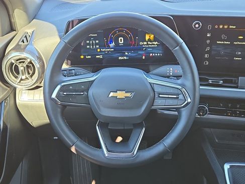 Used 2025 Chevrolet Equinox LT image 19