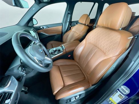 Used 2024 BMW X5 M60i AWD/4WD image 21
