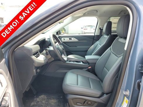 New 2025 Ford Explorer Active w/ Active Comfort Package image 13
