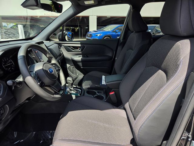 Used 2025 Subaru Forester Premium AWD/4WD image 21