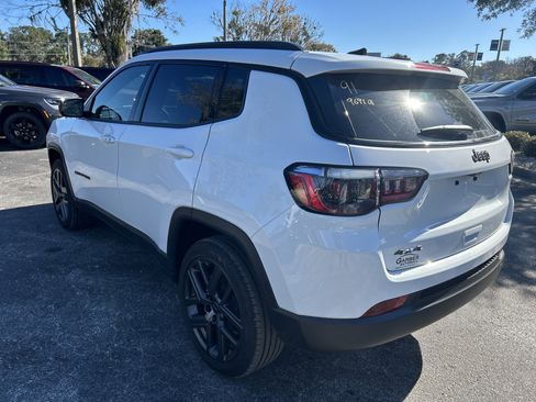 New 2026 Jeep Compass Latitude image 5