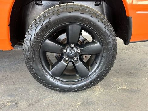 Used 2019 RAM 1500 Express w/ Express Value Package image 10