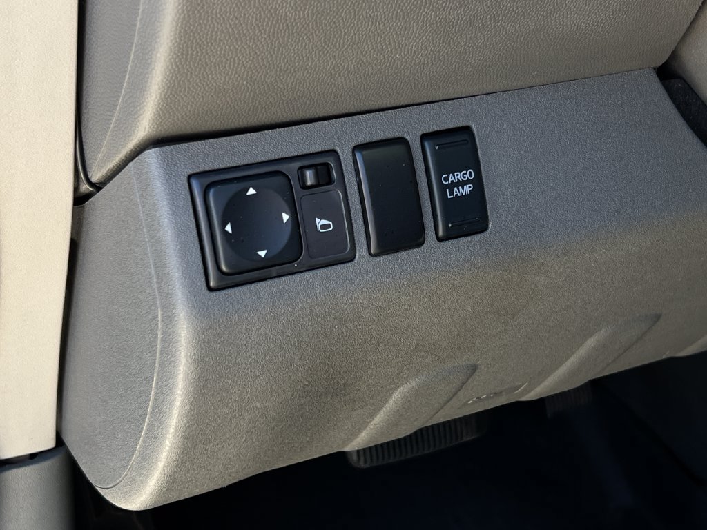 Used 2014 Nissan Frontier Desert Runner RWD image 7