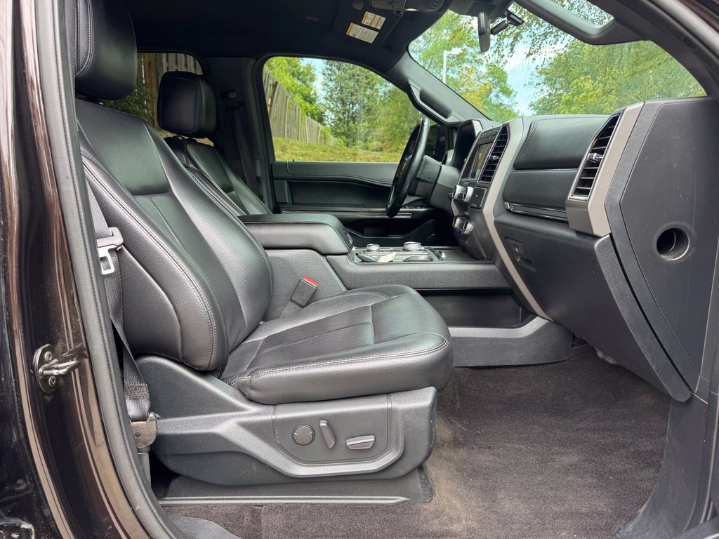 Used 2021 Ford Expedition Max XLT AWD/4WD image 8