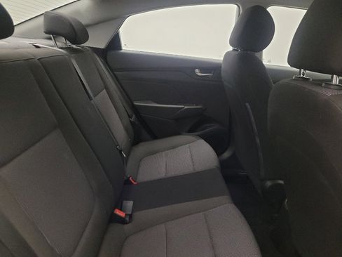 Used 2018 Hyundai Accent SE FWD image 19