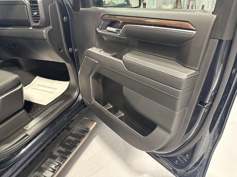 Used 2024 Chevrolet Silverado 1500 LT AWD/4WD image 36
