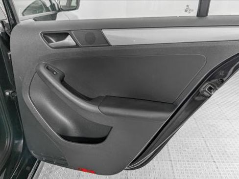 Used 2018 Volkswagen Jetta S FWD image 19