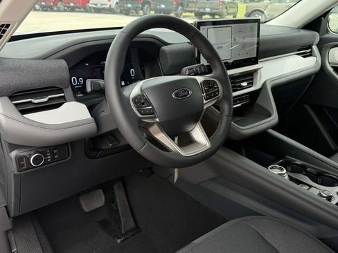 New 2026 Ford Explorer Active RWD image 25