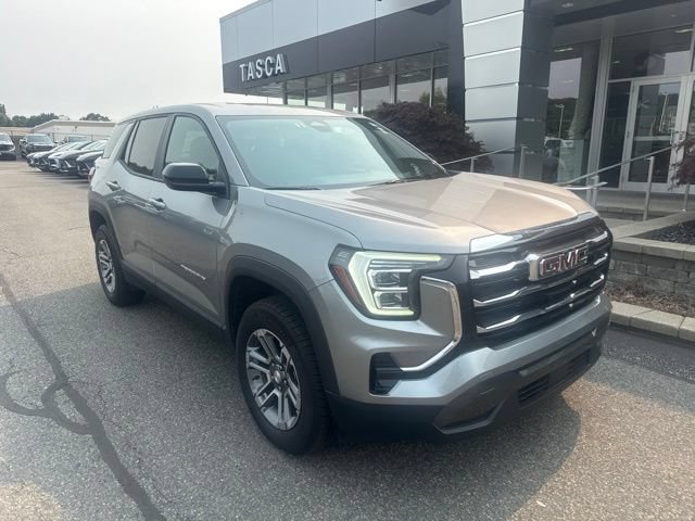 Used 2025 GMC Terrain Elevation AWD/4WD image 1