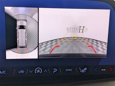 Certified 2025 Chevrolet Suburban Z71 image 22