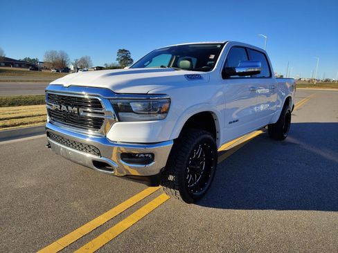 Used 2021 RAM 1500 Laramie w/ Off Road Group image 4