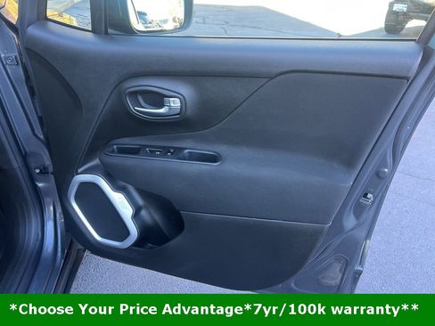 Certified 2021 Jeep Renegade Latitude image 19