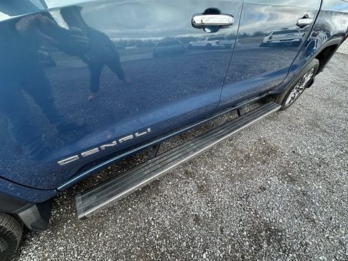 Used 2025 GMC Sierra 1500 Denali Ultimate image 15