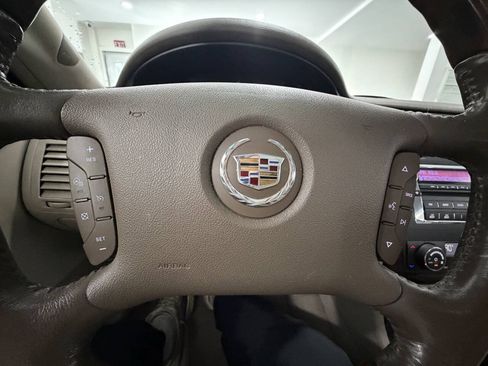 Used 2006 Cadillac DTS FWD image 33